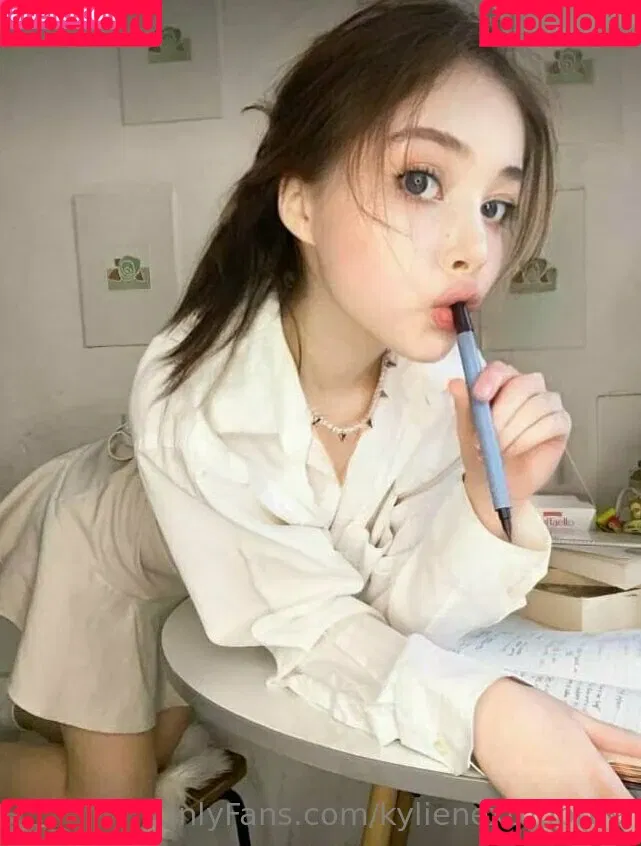 itscamrynsilly / kylienextdoor69 Onlyfans Photo Gallery 