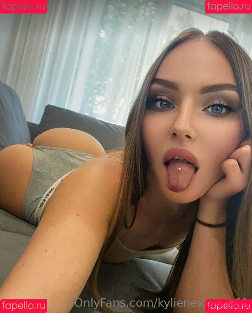 itscamrynsilly / kylienextdoor69 Onlyfans Photo Gallery 