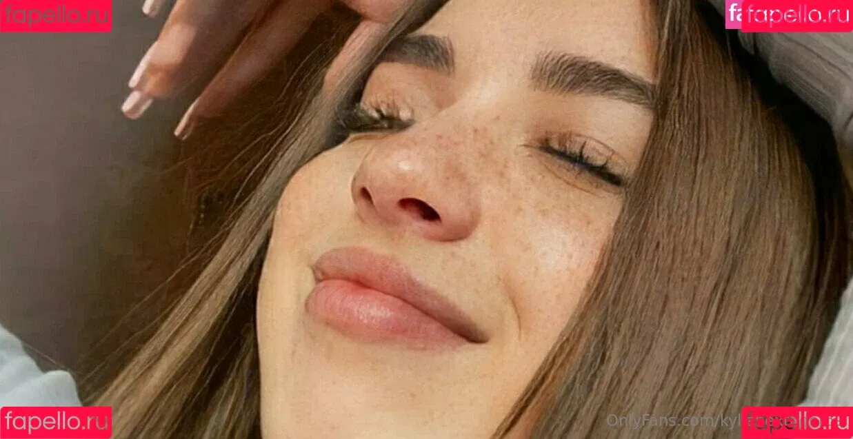 itscamrynsilly / kylienextdoor69 Onlyfans Photo Gallery 