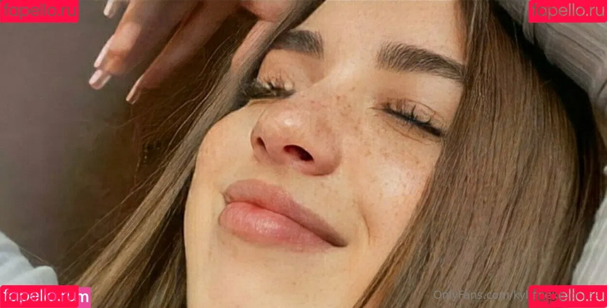 itscamrynsilly / kylienextdoor69 Onlyfans Photo Gallery 