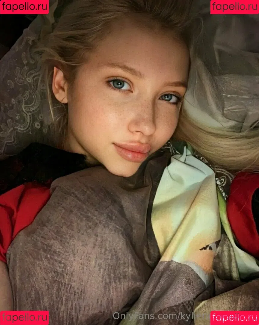 itscamrynsilly / kylienextdoor69 Onlyfans Photo Gallery 