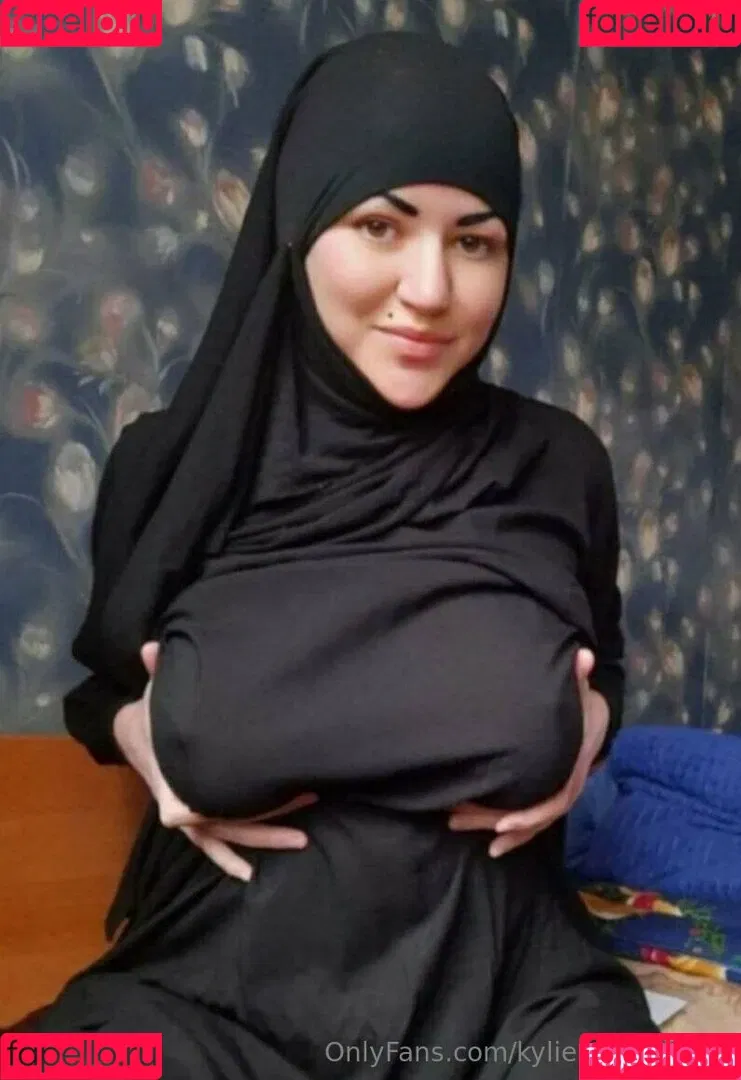 itscamrynsilly / kylienextdoor69 Onlyfans Photo Gallery 