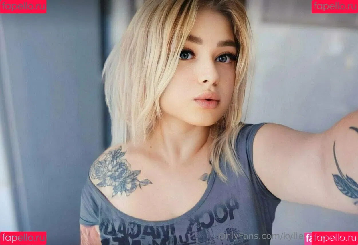 itscamrynsilly / kylienextdoor69 Onlyfans Photo Gallery 