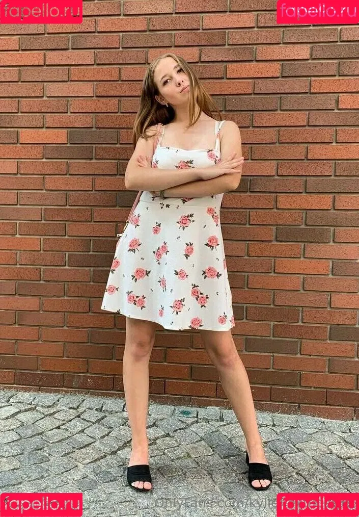 itscamrynsilly / kylienextdoor69 Onlyfans Photo Gallery 