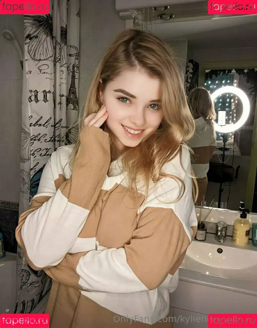 itscamrynsilly / kylienextdoor69 Onlyfans Photo Gallery 