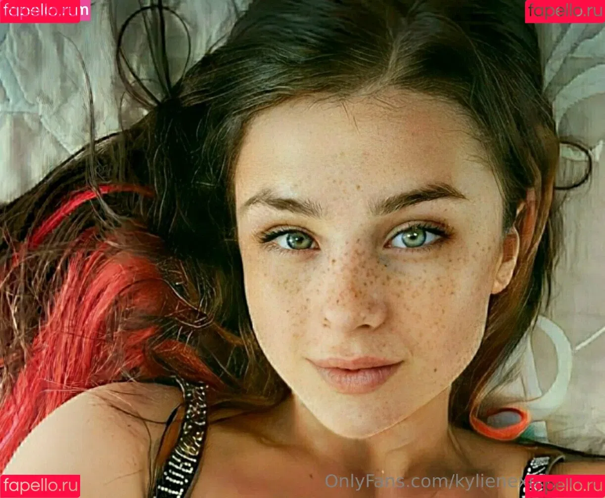 itscamrynsilly / kylienextdoor69 Onlyfans Photo Gallery 