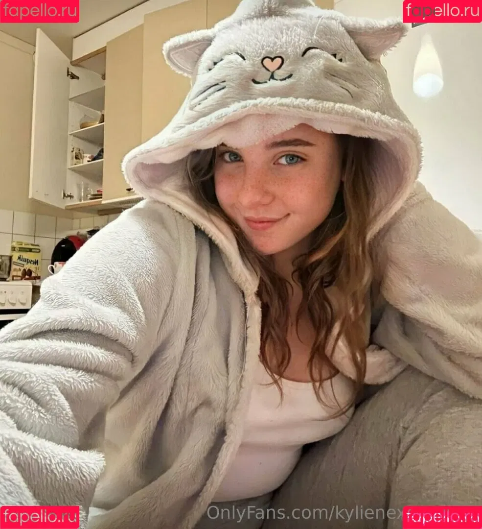 itscamrynsilly / kylienextdoor69 Onlyfans Photo Gallery 