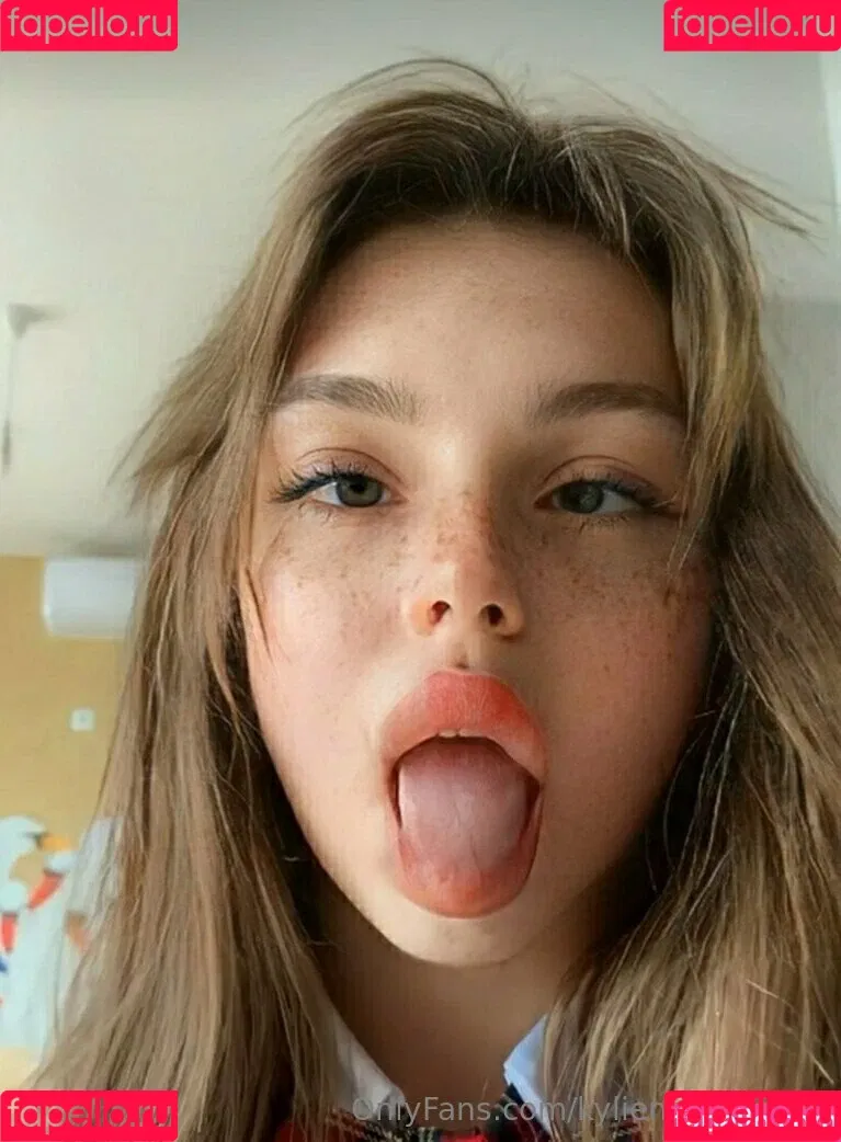 itscamrynsilly / kylienextdoor69 Onlyfans Photo Gallery 
