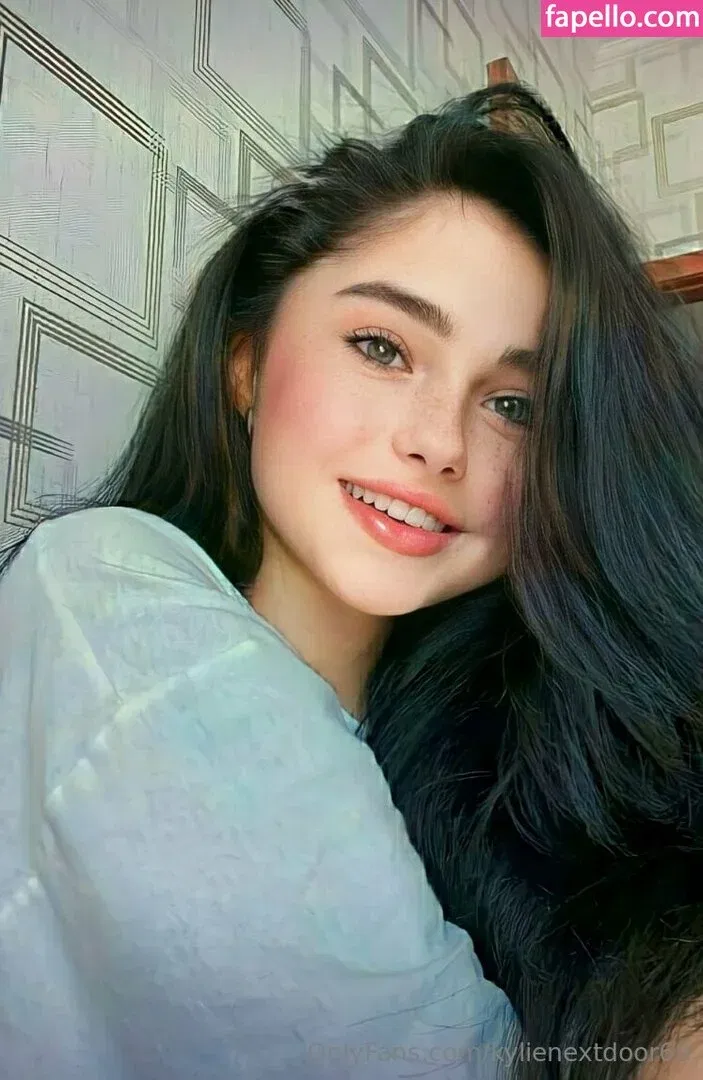 itscamrynsilly / kylienextdoor69 Onlyfans Photo Gallery 