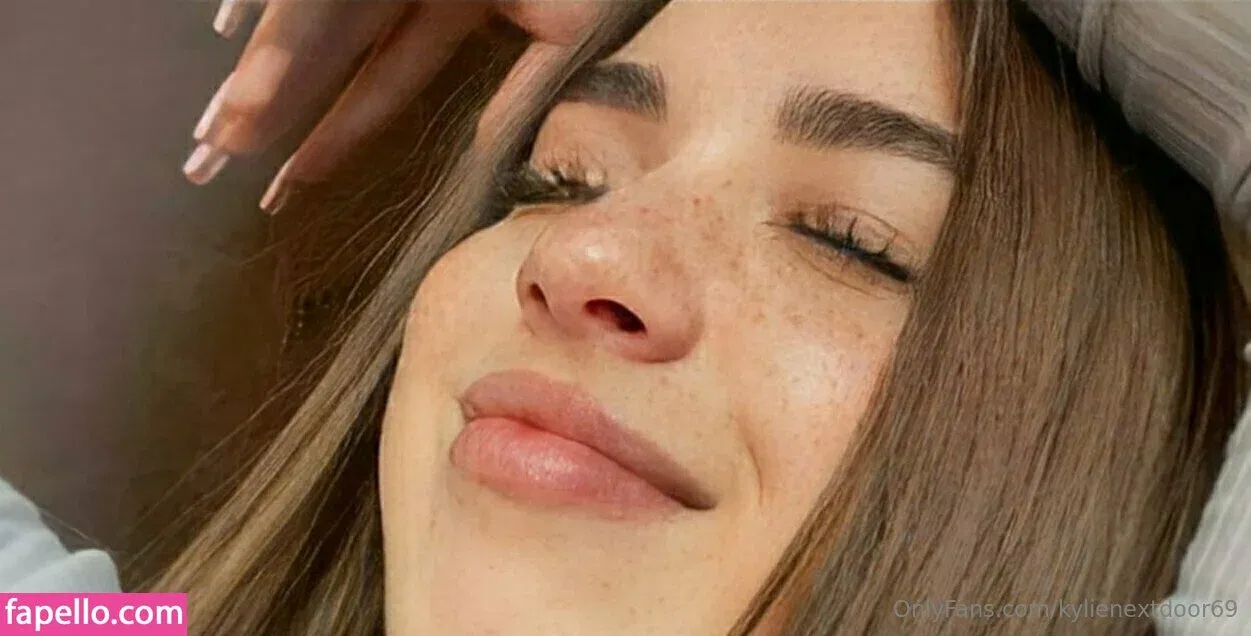 itscamrynsilly / kylienextdoor69 Onlyfans Photo Gallery 