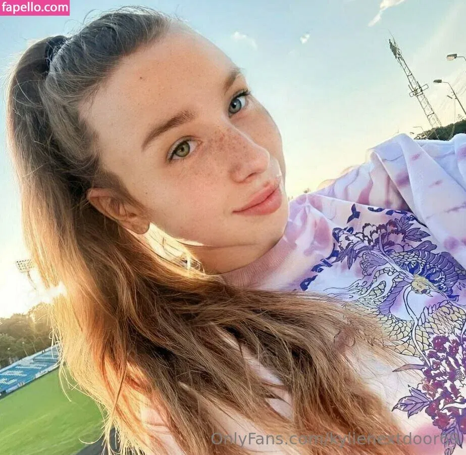 itscamrynsilly / kylienextdoor69 Onlyfans Photo Gallery 