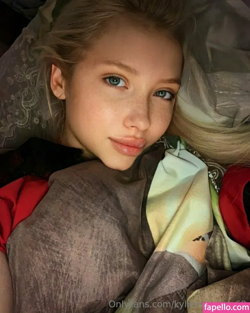 itscamrynsilly / kylienextdoor69 Onlyfans Photo Gallery 