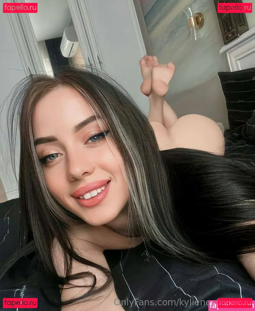 itscamrynsilly / kylienextdoor69 Onlyfans Photo Gallery 