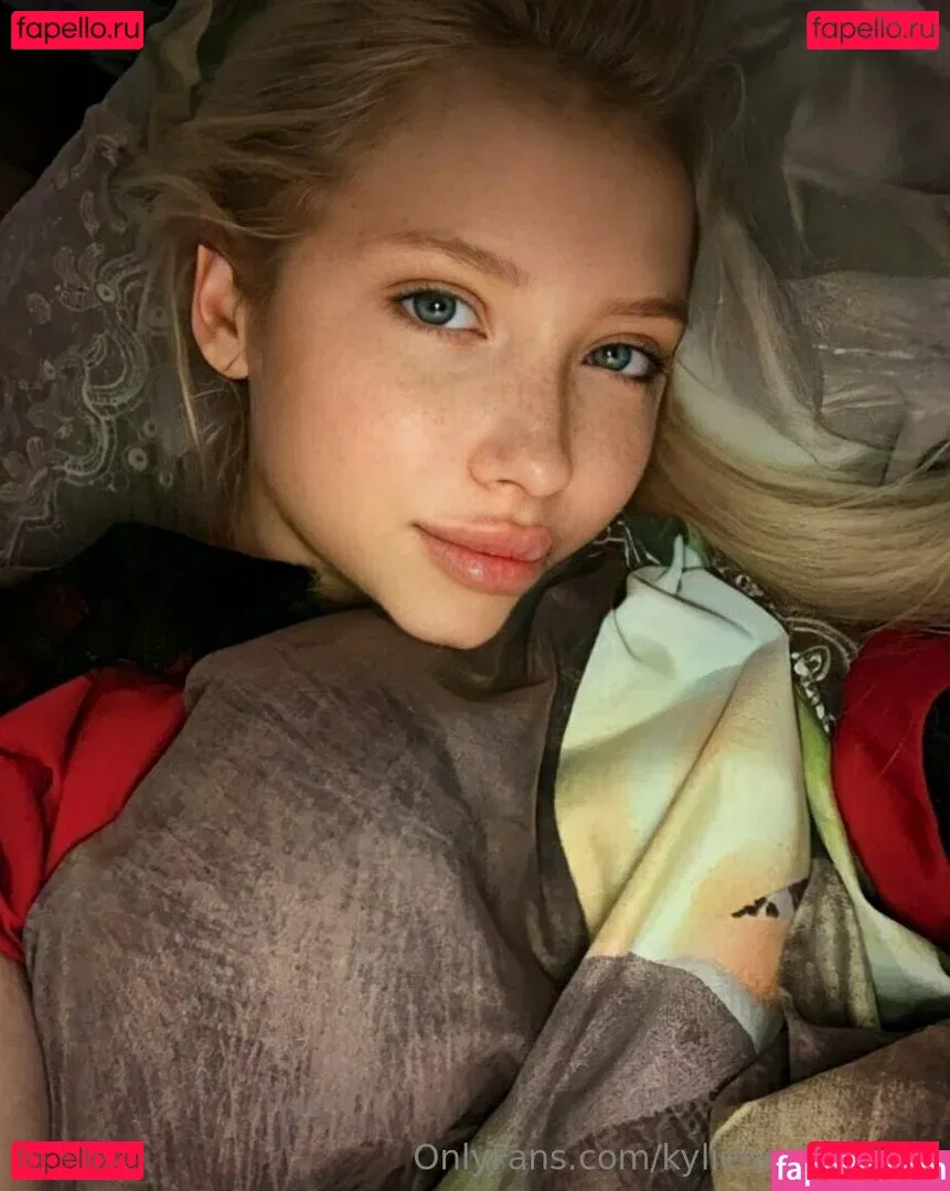 itscamrynsilly / kylienextdoor69 Onlyfans Photo Gallery 