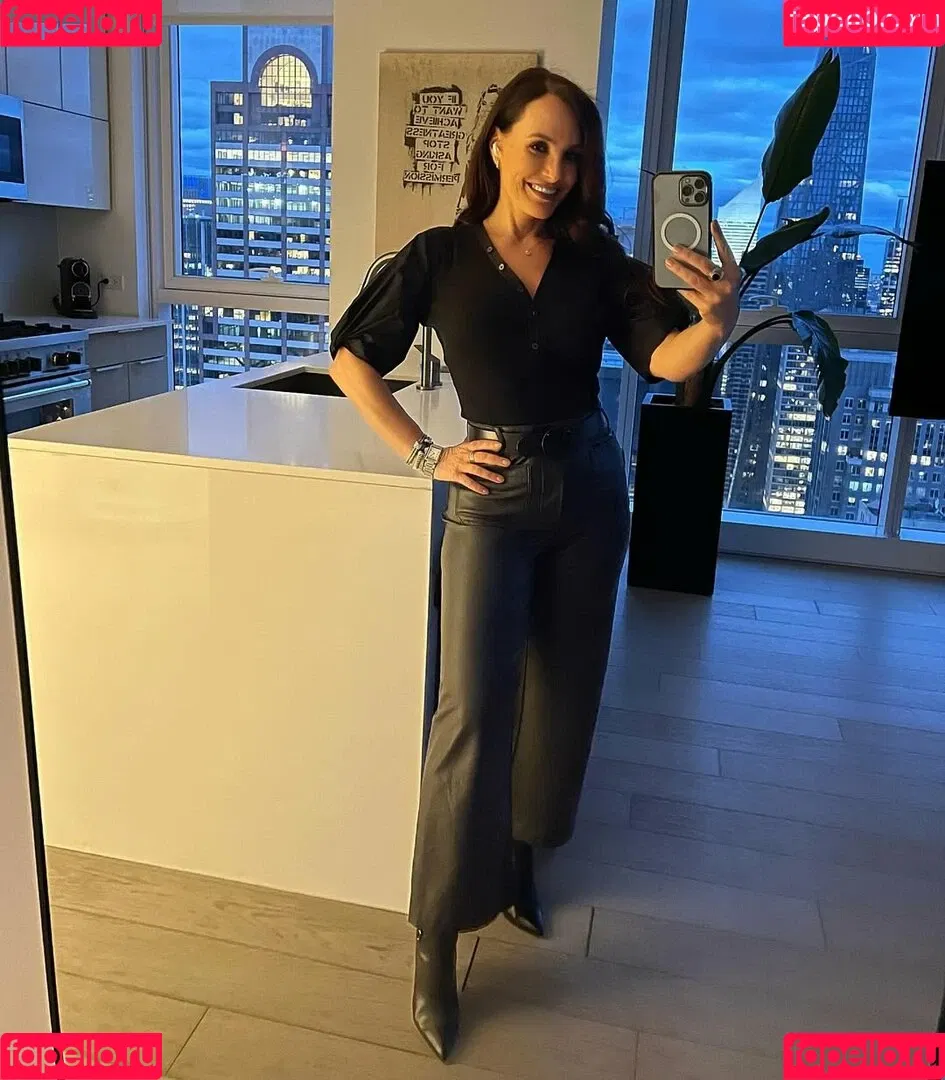 Lisa Ann / Thereallisaann Onlyfans Photo Gallery 