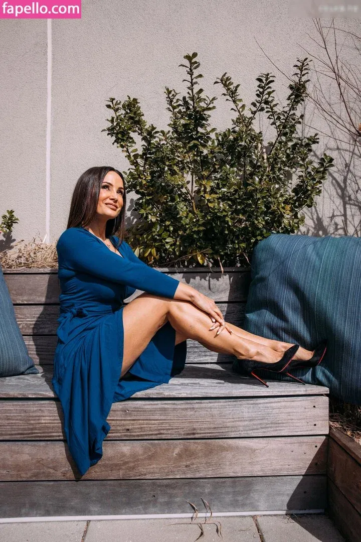 Lisa Ann / Thereallisaann Onlyfans Photo Gallery 