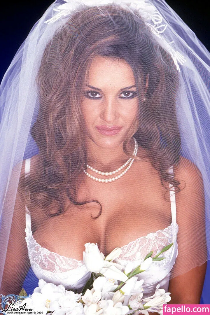 Lisa Ann / Thereallisaann Onlyfans Photo Gallery 