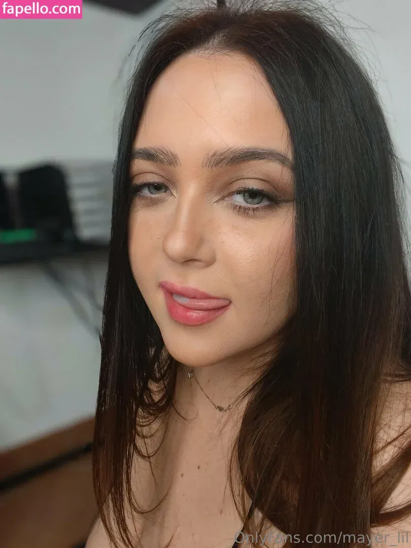 Mayer Lil / mayer_lil / mayer_lila Onlyfans Photo Gallery 