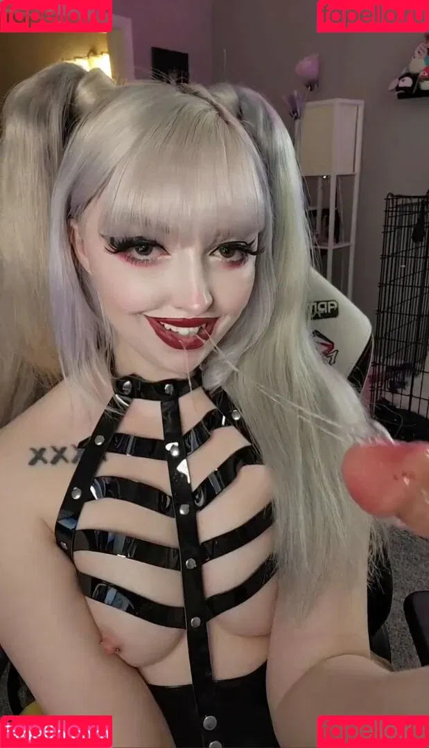 Darcy Nycole / Insyndra / Niennavie / darcynycole / darcyxnycole / inked_sexy Onlyfans Photo Gallery 