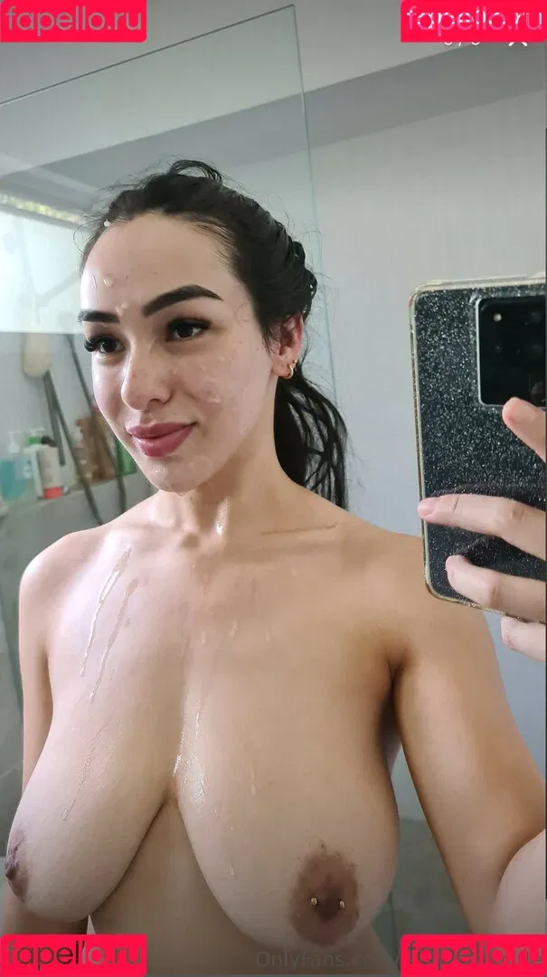 Leah Wilde / leahgoeswilde / leahwildeofficial Onlyfans Photo Gallery 