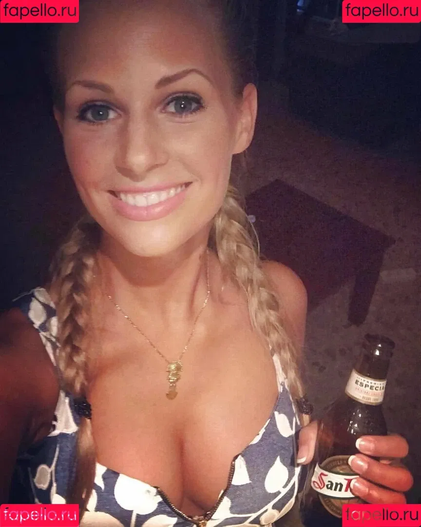 Caroline Noeding Onlyfans Photo Gallery 