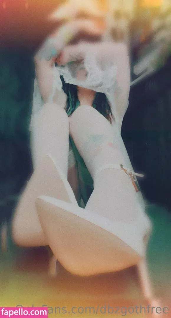 dbzgoth / dbzgothbecca Onlyfans Photo Gallery 