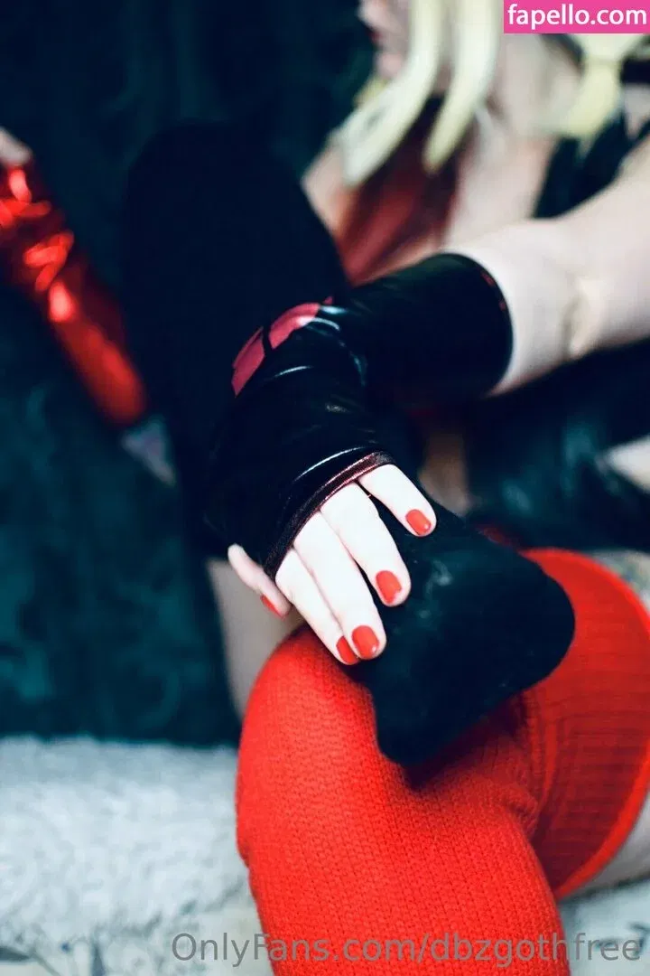 dbzgoth / dbzgothbecca Onlyfans Photo Gallery 