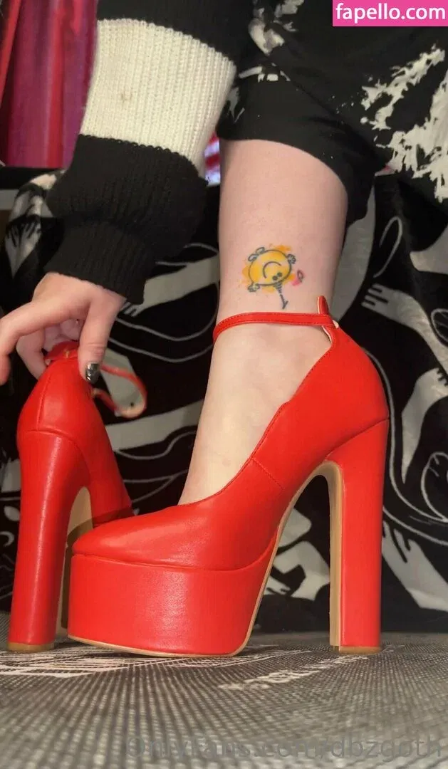 dbzgoth / dbzgothbecca Onlyfans Photo Gallery 