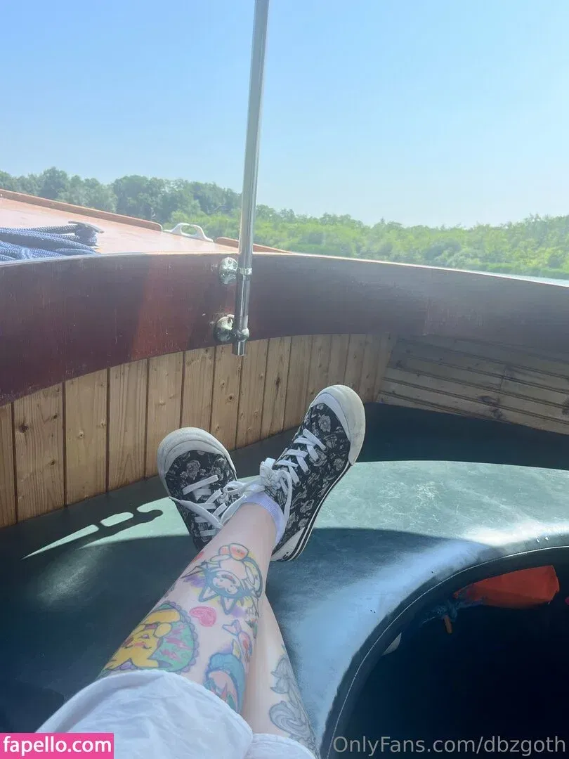 dbzgoth / dbzgothbecca Onlyfans Photo Gallery 