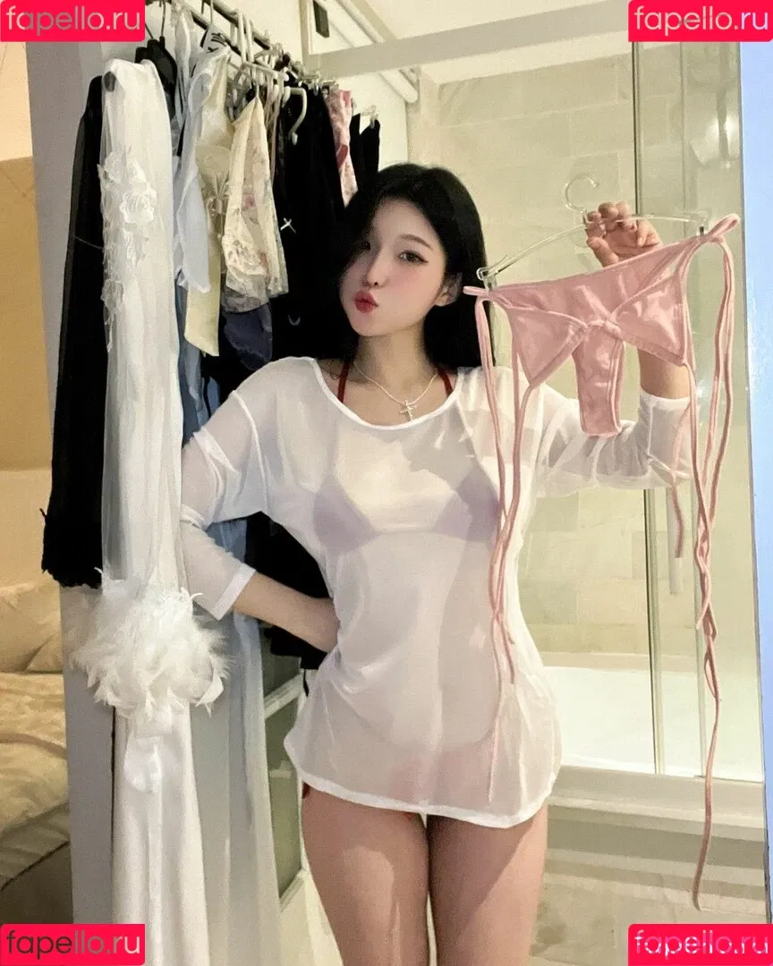 Duyenn Hipp / duyenn.hipp Onlyfans Photo Gallery 