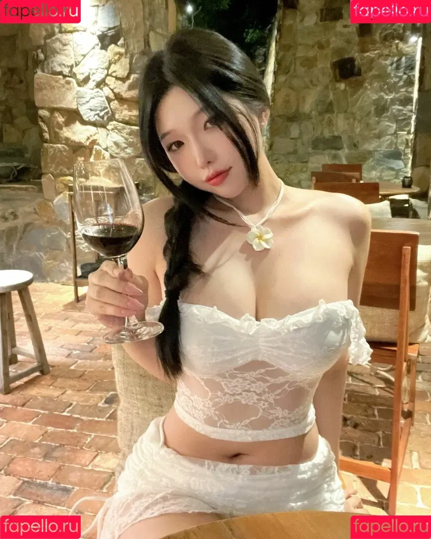 Duyenn Hipp / duyenn.hipp Onlyfans Photo Gallery 