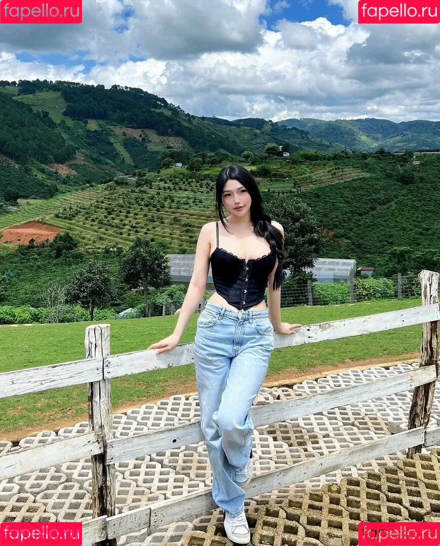 Duyenn Hipp / duyenn.hipp Onlyfans Photo Gallery 