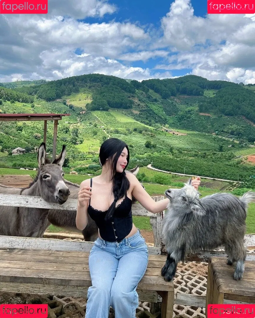 Duyenn Hipp / duyenn.hipp Onlyfans Photo Gallery 