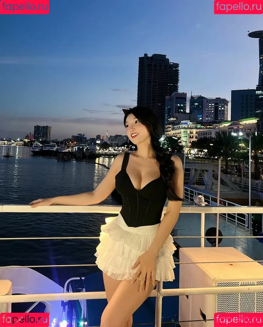 Duyenn Hipp / duyenn.hipp Onlyfans Photo Gallery 
