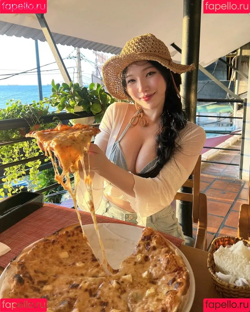 Duyenn Hipp / duyenn.hipp Onlyfans Photo Gallery 