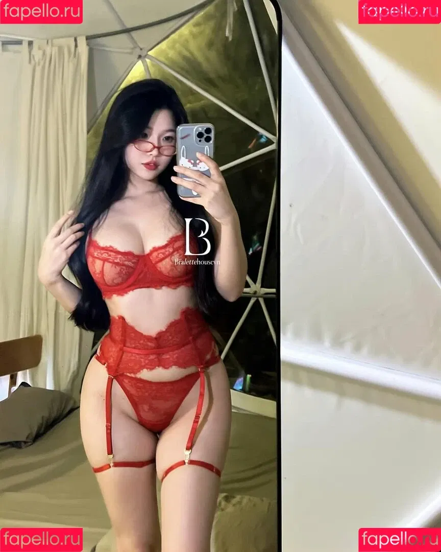 Duyenn Hipp / duyenn.hipp Onlyfans Photo Gallery 