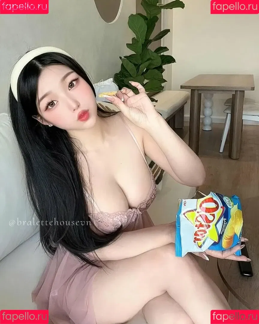 Duyenn Hipp / duyenn.hipp Onlyfans Photo Gallery 