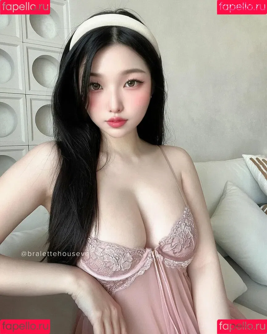 Duyenn Hipp / duyenn.hipp Onlyfans Photo Gallery 
