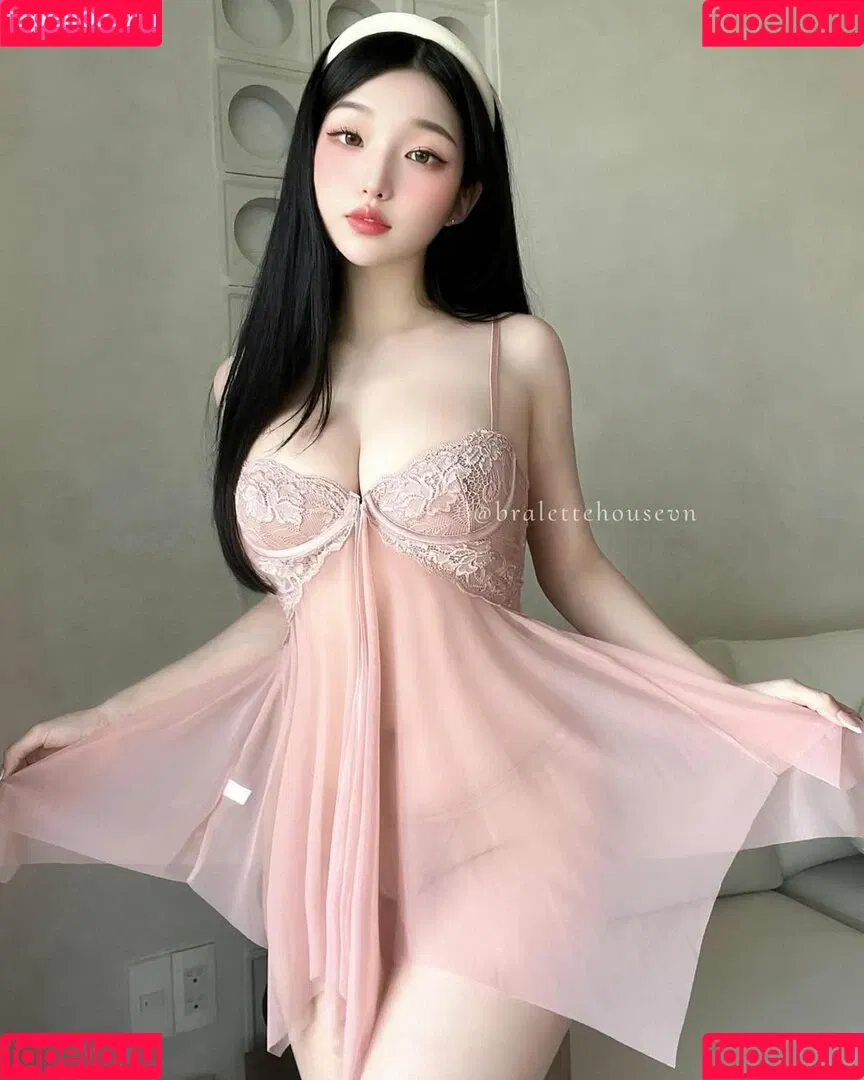Duyenn Hipp / duyenn.hipp Onlyfans Photo Gallery 