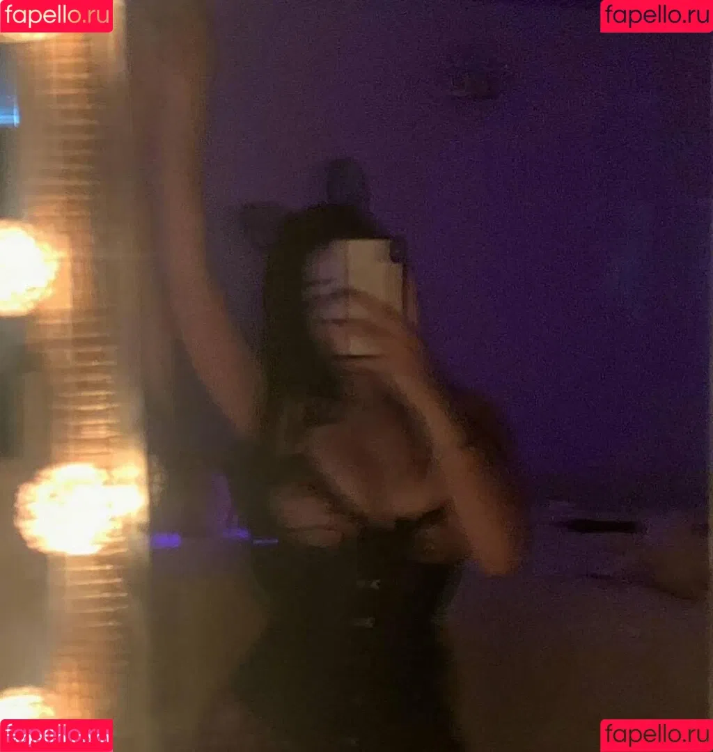 Duyenn Hipp / duyenn.hipp Onlyfans Photo Gallery 