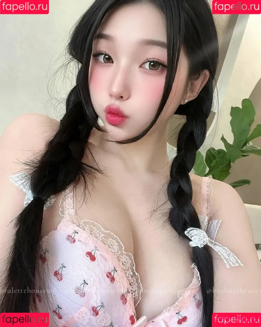 Duyenn Hipp / duyenn.hipp Onlyfans Photo Gallery 