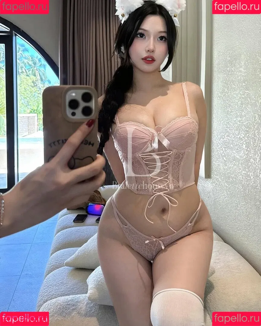 Duyenn Hipp / duyenn.hipp Onlyfans Photo Gallery 