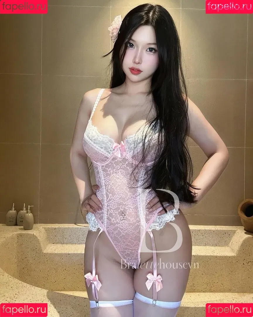 Duyenn Hipp / duyenn.hipp Onlyfans Photo Gallery 