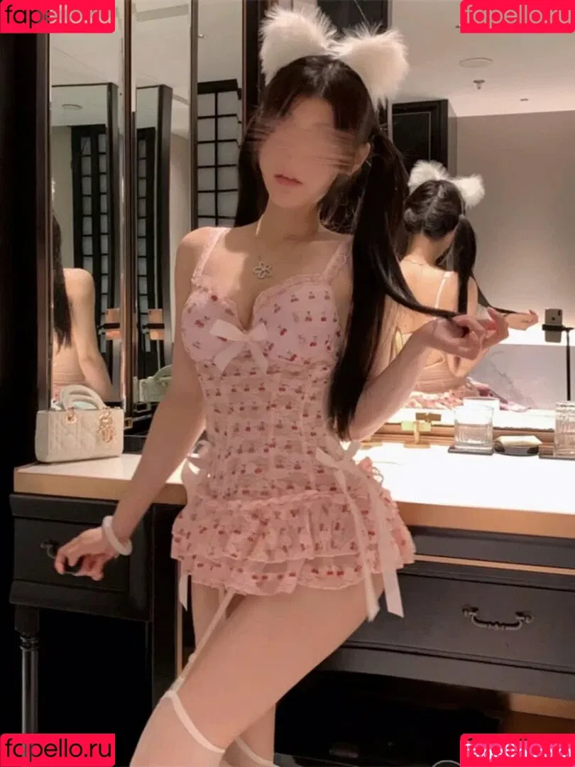 Duyenn Hipp / duyenn.hipp Onlyfans Photo Gallery 