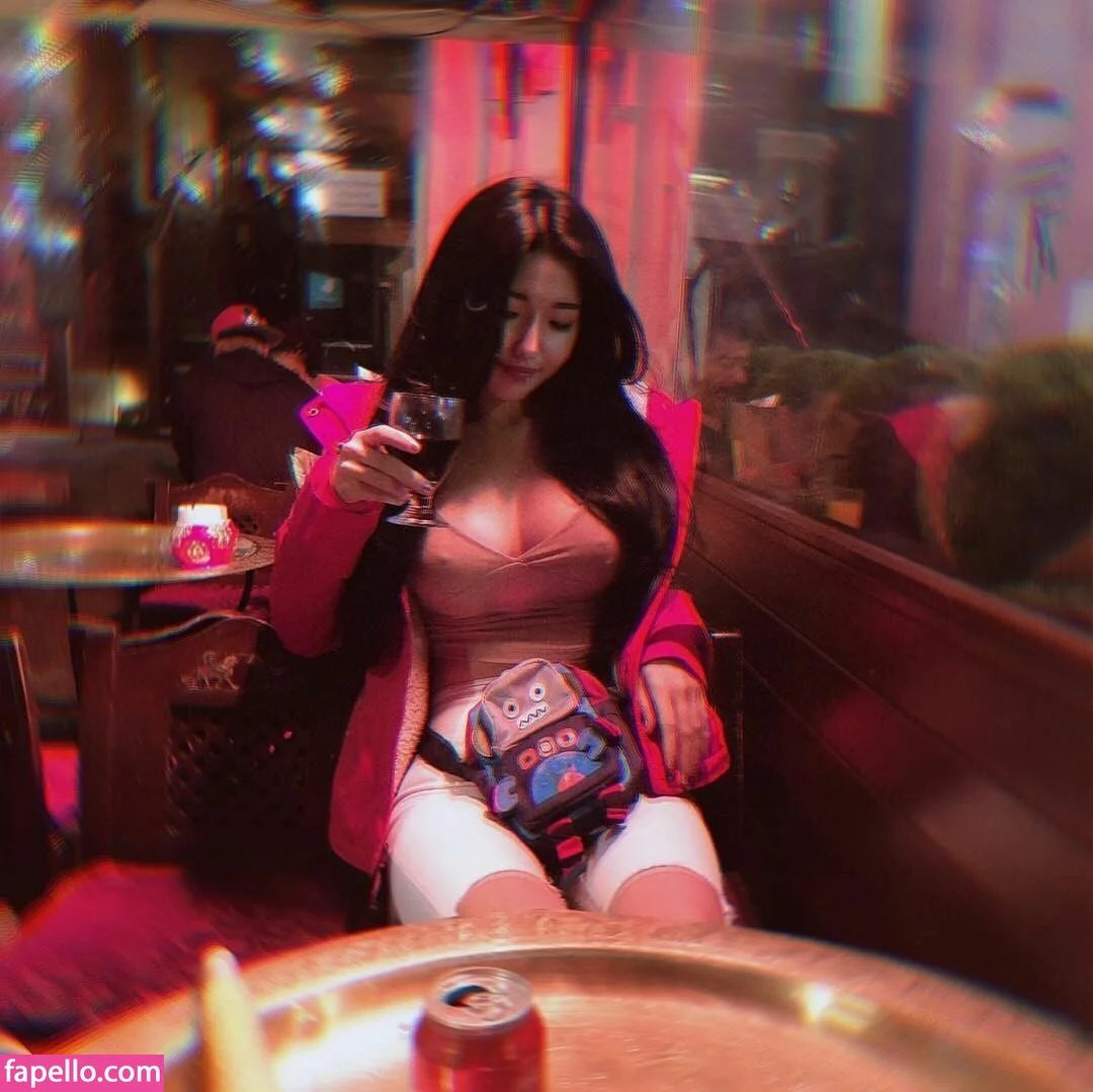 Duyenn Hipp / duyenn.hipp Onlyfans Photo Gallery 