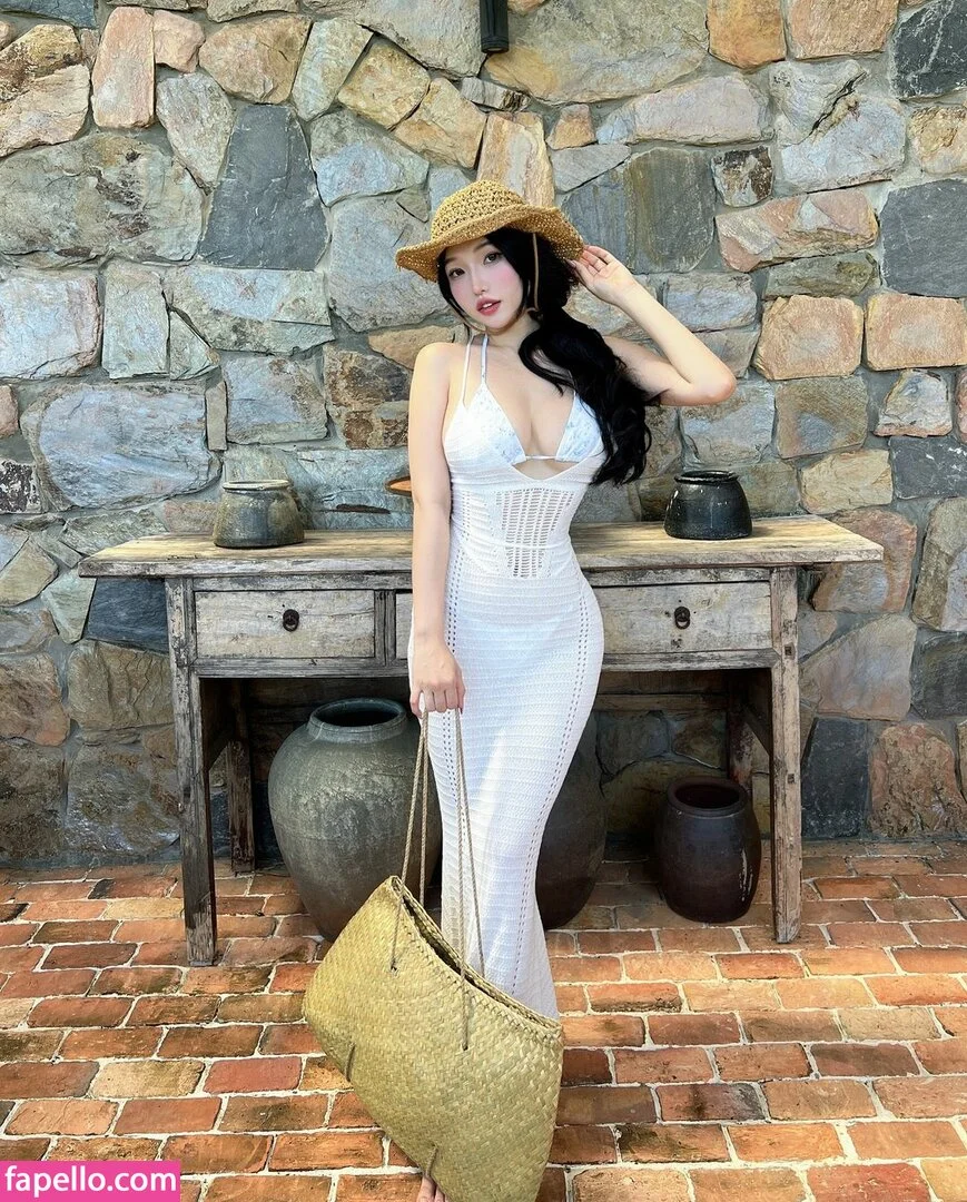 Duyenn Hipp / duyenn.hipp Onlyfans Photo Gallery 