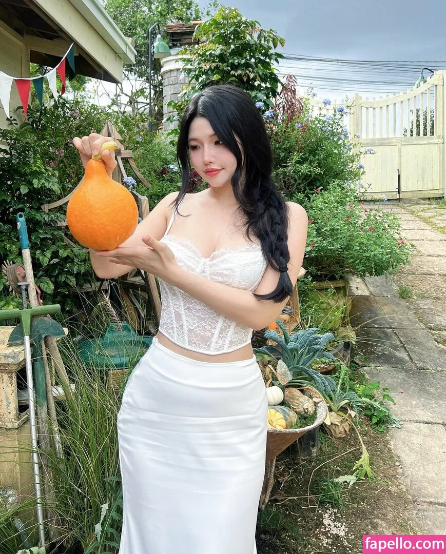 Duyenn Hipp / duyenn.hipp Onlyfans Photo Gallery 