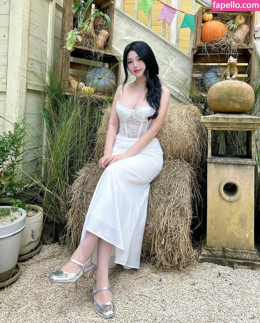 Duyenn Hipp / duyenn.hipp Onlyfans Photo Gallery 