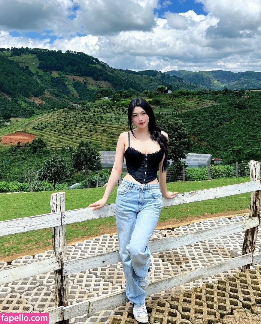 Duyenn Hipp / duyenn.hipp Onlyfans Photo Gallery 