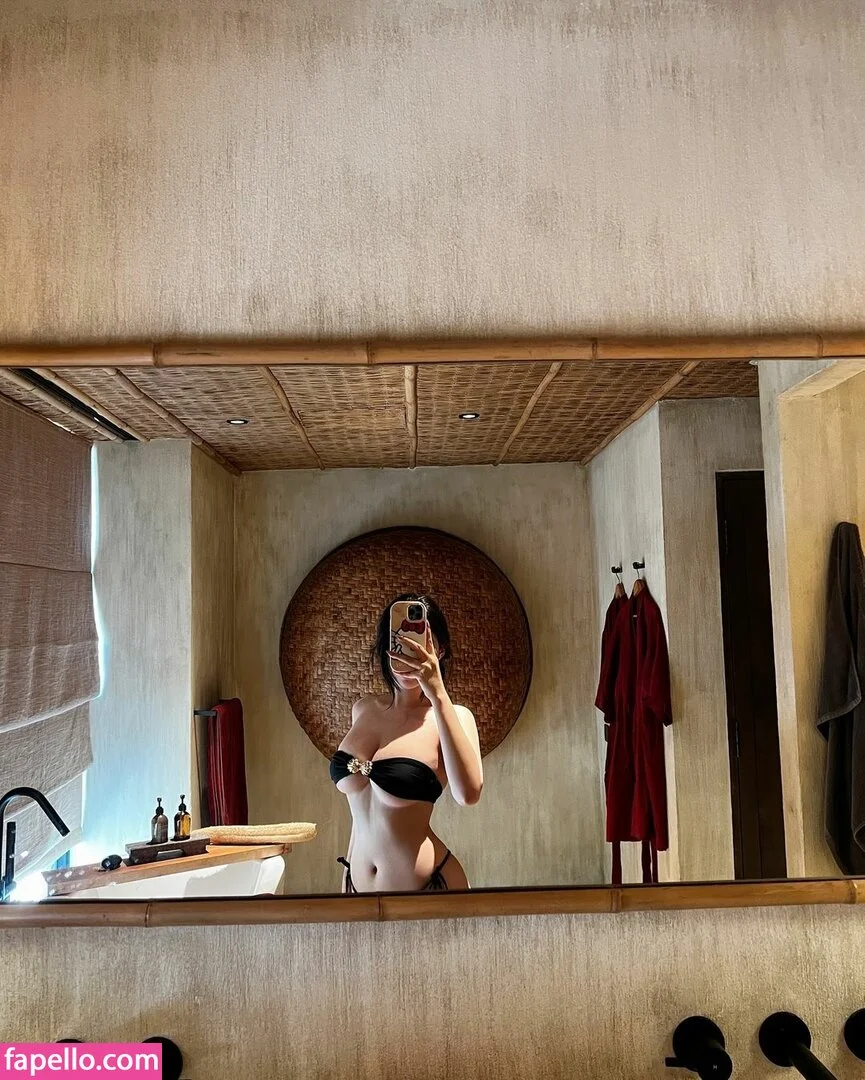 Duyenn Hipp / duyenn.hipp Onlyfans Photo Gallery 